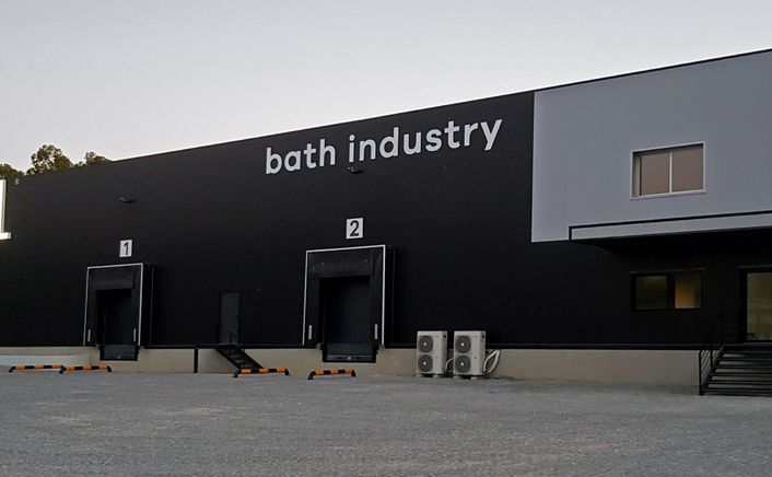 Produção de Móveis de Casa de Banho na AML